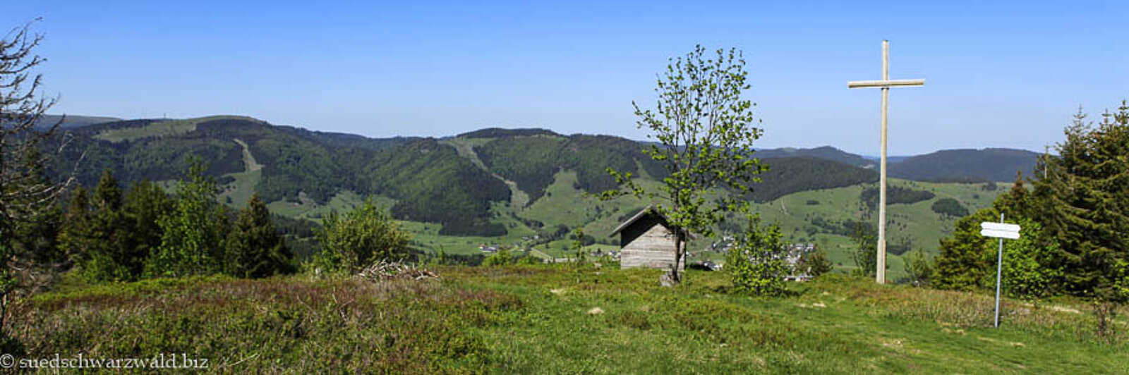 Rastplatz auf dem Blößling oberhalb von Bernau im Schwarzwald