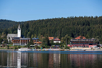 Bick über den Titisee zum gleichnamigen Ort