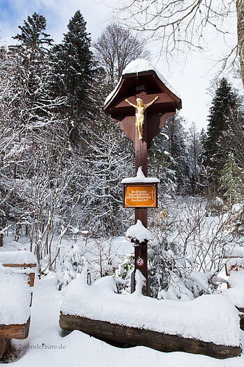 Christuskreuz beim Liebfrauenbrunnen