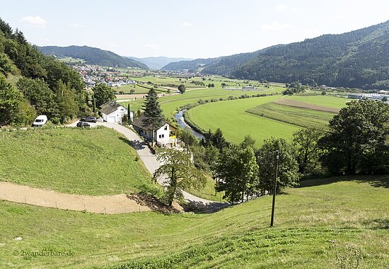 Aussicht vom Haslacher Panoramaweg Nord über das Kinzigtal