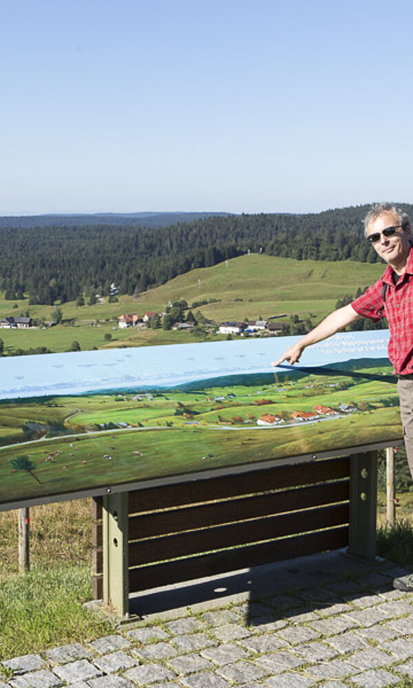 Alpenpanoramatafel beim Ibacher Friedenskreuz