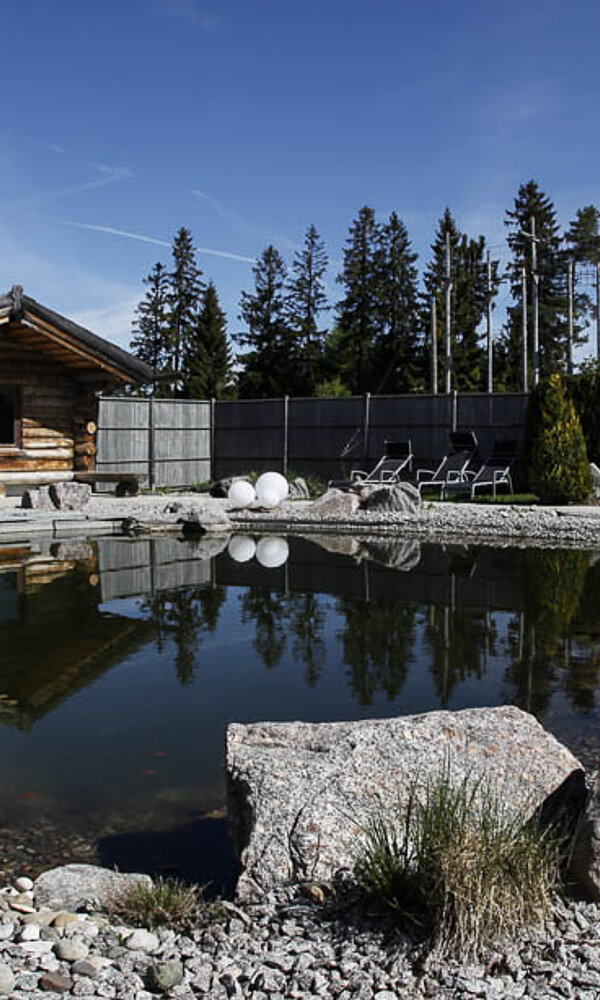 Außenbereich der Saunalandschaft Höchenschwand