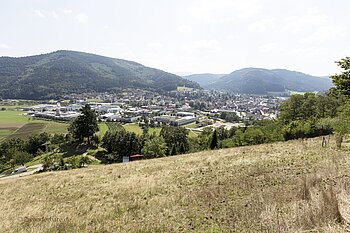 Haslach – Aussicht vom Panoramaweg Nord über das Kinzigtal