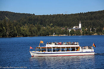 Ausflugsboot auf dem Titisee