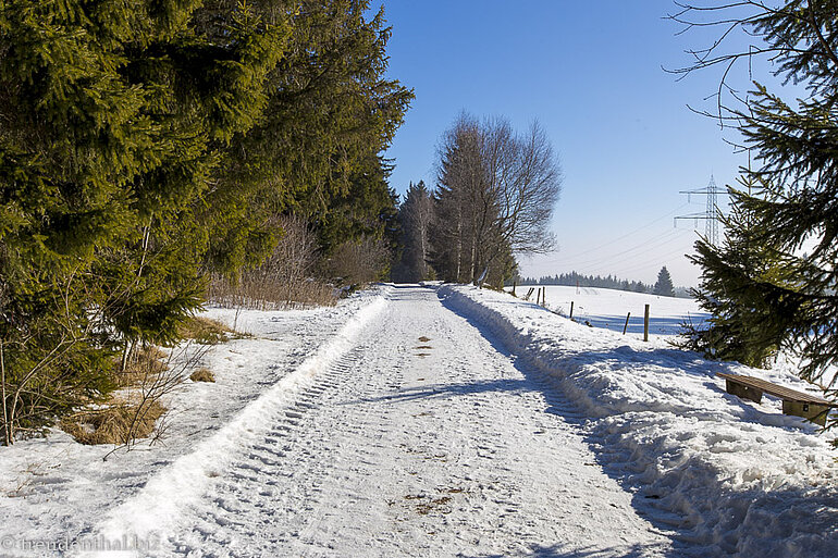 Schnee auf dem Mittelweg zwischen Bildstöckle und Rothaus Schnee auf dem Mittelweg zwischen Bildstöckle und Rothaus