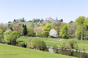 Aussicht über die Kinzig zur Jakobskapelle bei Gengenbach
