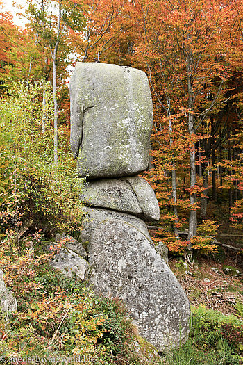 Felsengruppe am Yacher Höhenweg