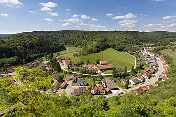 Aussicht von der Hohenhundersingen auf die Große Lauter