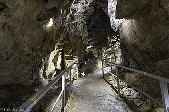 In der Sontheimer Höhle