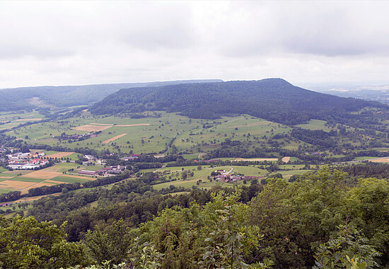 Wanderung bei Öschingen zu drei Hausbergen